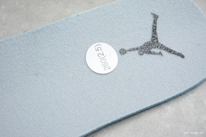 Rep 1 AIR 554724-092 Grey Jordan Mid Light Smoke 0819